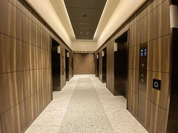 エレベーターホール