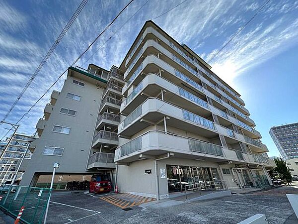 外観：327001647647