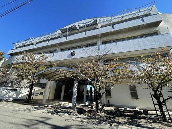 市立魚崎中学校 1100m