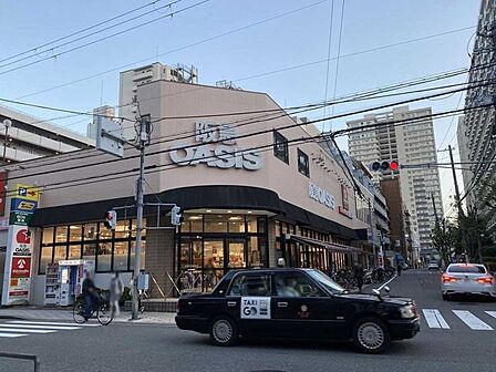 阪急オアシス同心店 181m