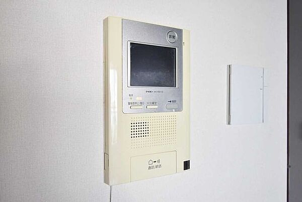 インターホン