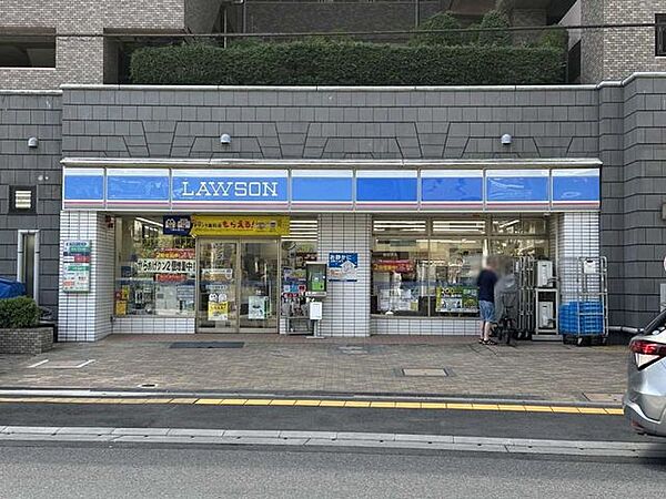 ローソン　所沢元町店 80m