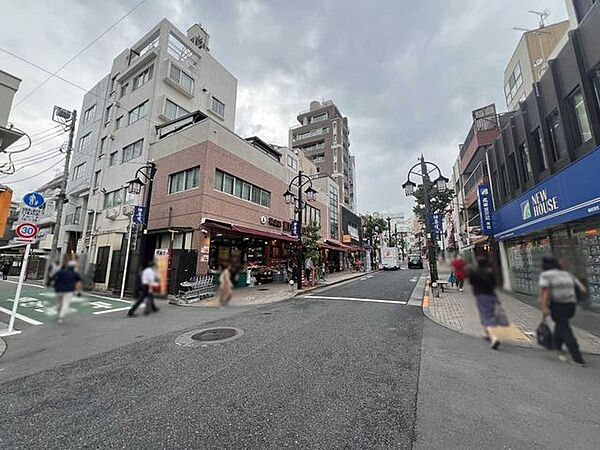 神楽坂通り商店街 450m