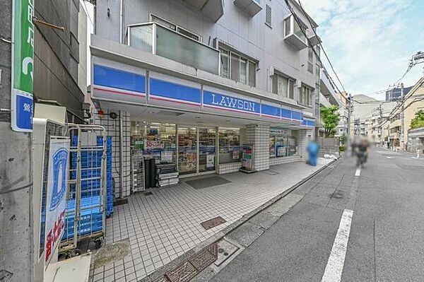 ローソン渋谷鶯谷町店 210m