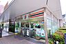 周辺：セブンイレブン新宿富久町店 210m