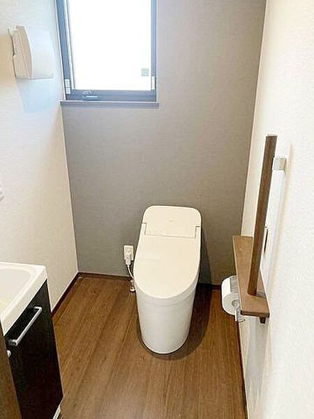 トイレを拡大表示