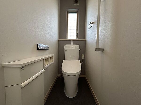 トイレを拡大表示