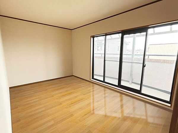 洋室を拡大表示