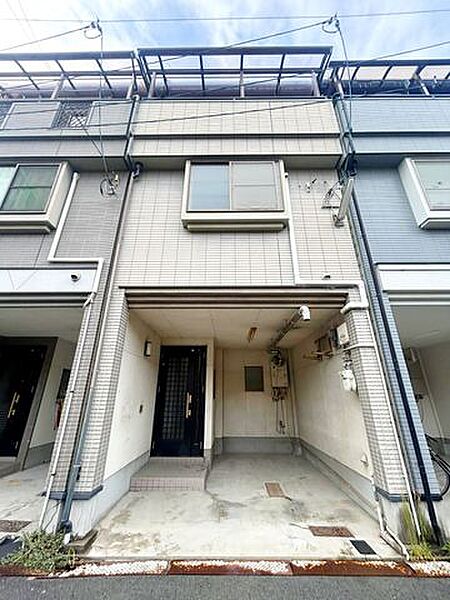 外観：327002136976