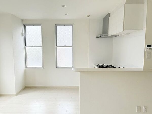 リビング/ダイニングを拡大表示