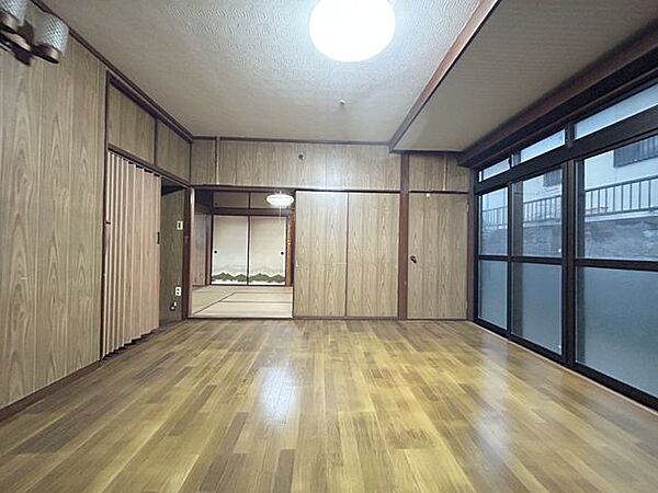室内を拡大表示