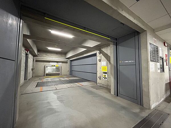 駐車場を拡大表示