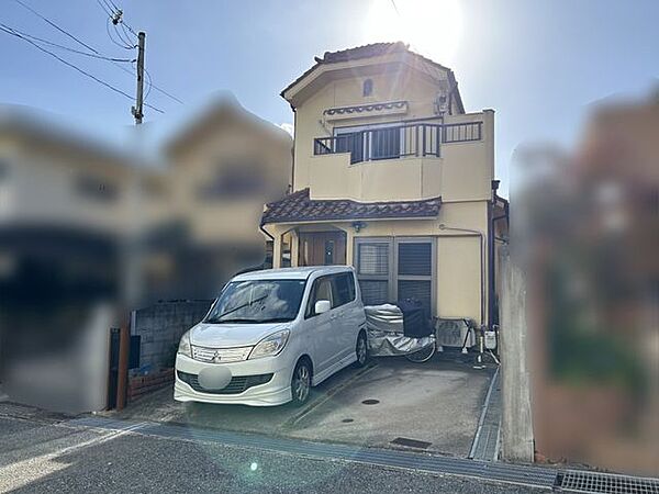 外観：328000597218