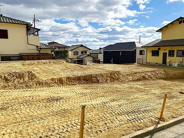 外観：327002228467