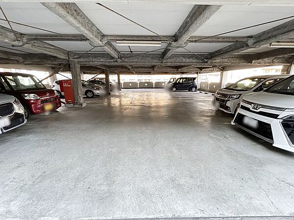 駐車場を拡大表示