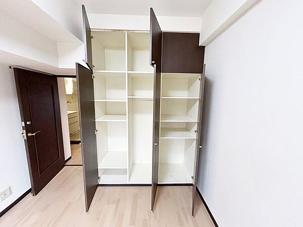 洋室を拡大表示
