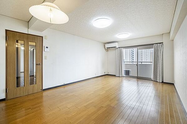 室内を拡大表示