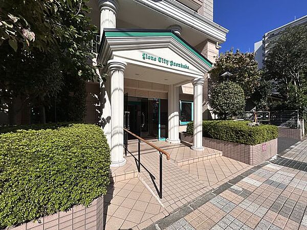 エントランスを拡大表示