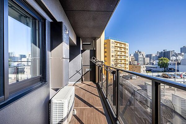 バルコニーを拡大表示
