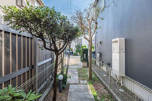 玄関を拡大表示