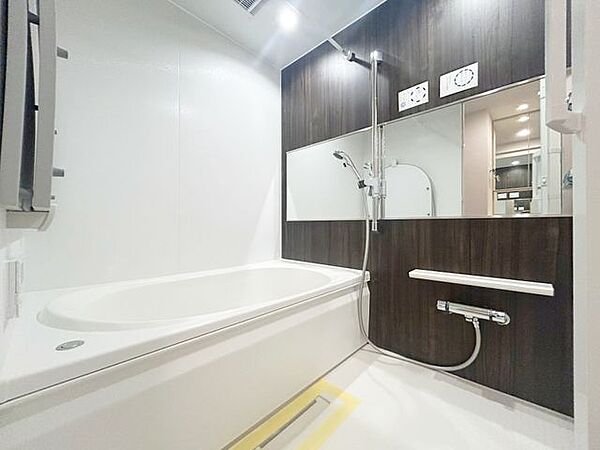 浴室を拡大表示