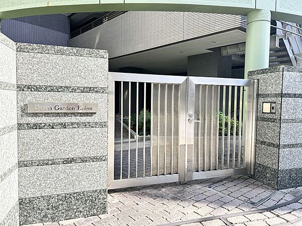 エントランスを拡大表示