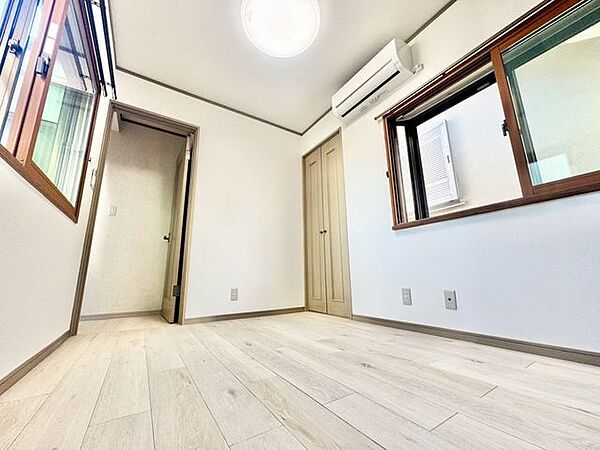 洋室を拡大表示