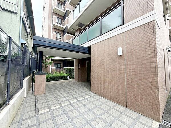 エントランスを拡大表示