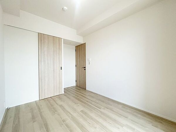 洋室を拡大表示