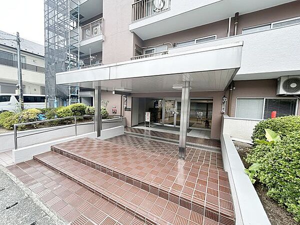 エントランスを拡大表示
