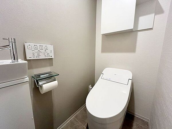 トイレを拡大表示