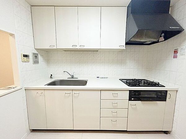 キッチンを拡大表示