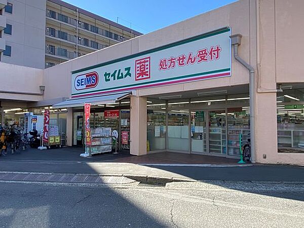 周辺を拡大表示