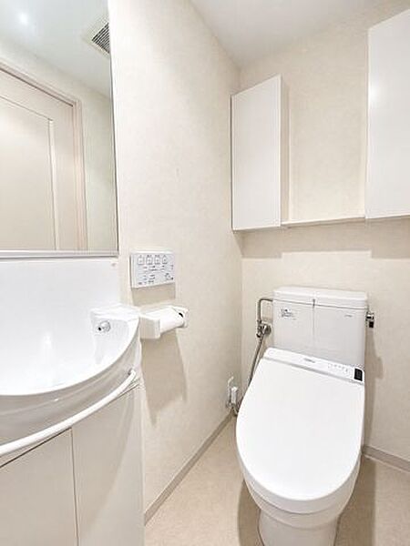 トイレを拡大表示