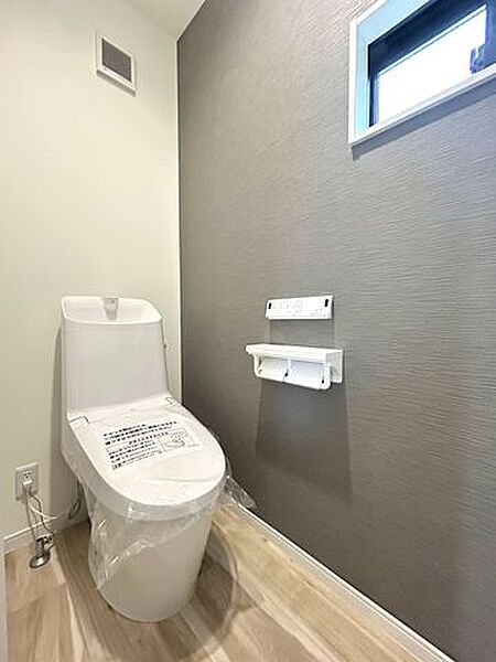 トイレを拡大表示