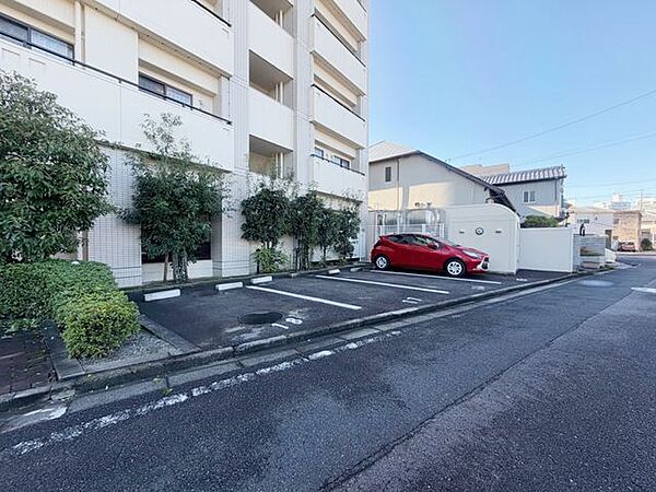 駐車場を拡大表示