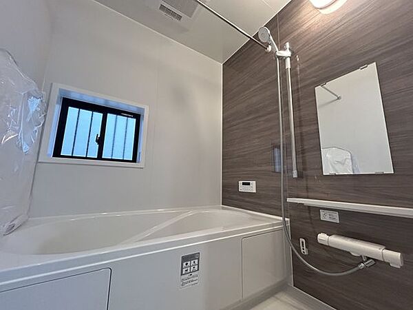 浴室を拡大表示