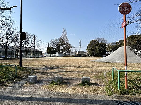 周辺を拡大表示