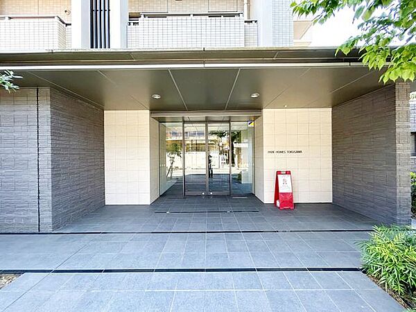 エントランスを拡大表示