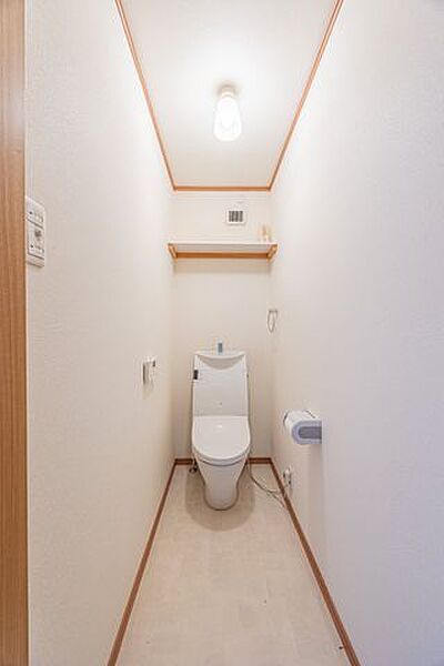 トイレを拡大表示