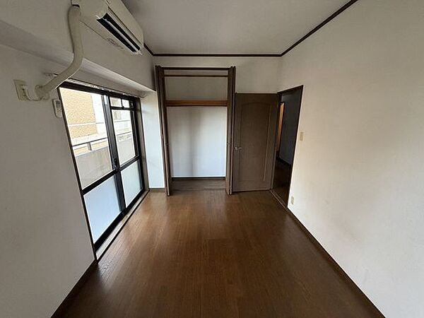 室内を拡大表示