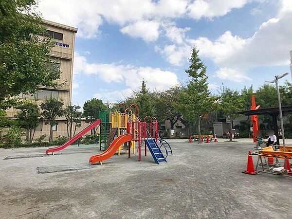 周辺を拡大表示
