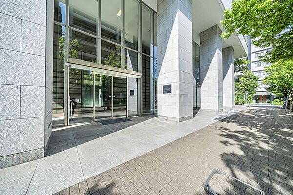 エントランスを拡大表示