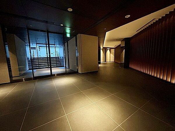 エントランスを拡大表示