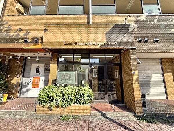 エントランスを拡大表示