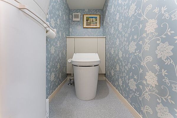 トイレを拡大表示
