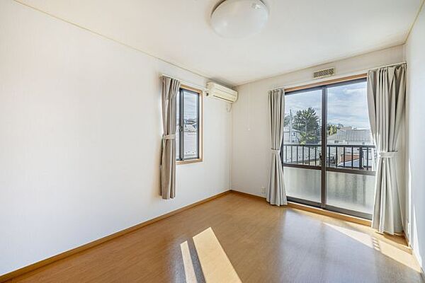 洋室を拡大表示