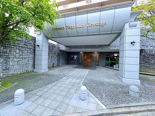エントランスを拡大表示