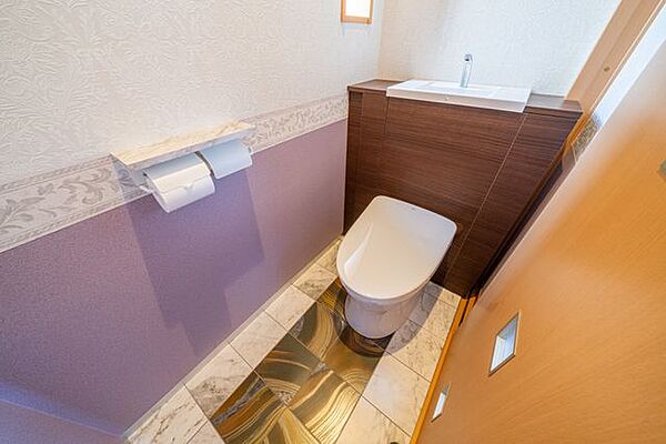 トイレを拡大表示