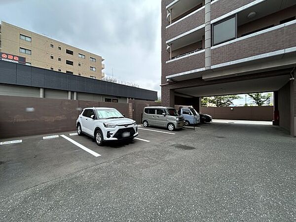 駐車場を拡大表示
